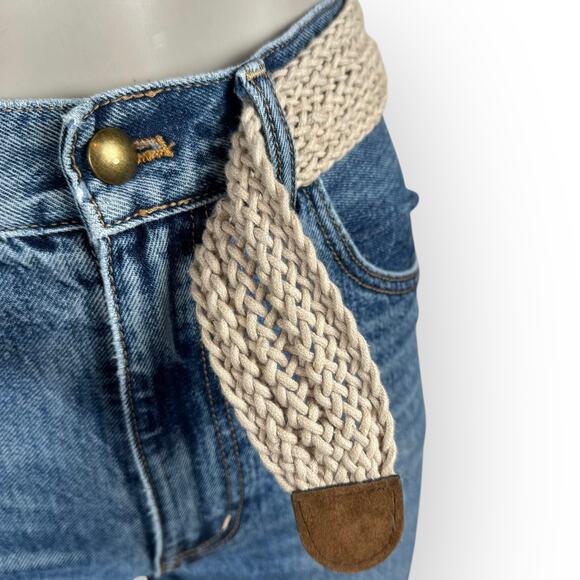 Vintage Women’s Brown Woven Belt - Picture 5 of 6